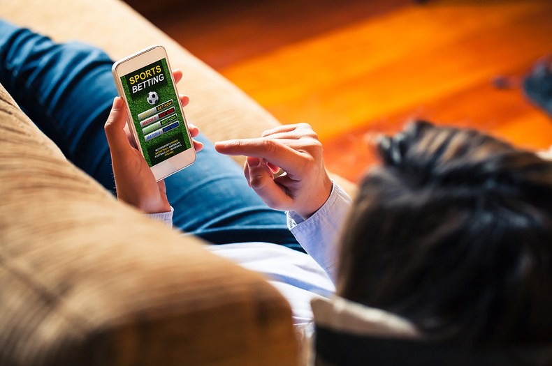 Sports betting app on smartphone