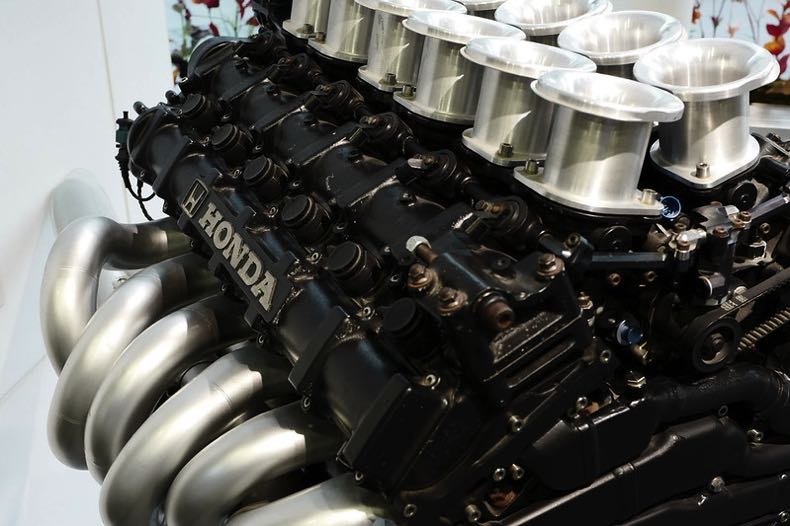 F1 engine